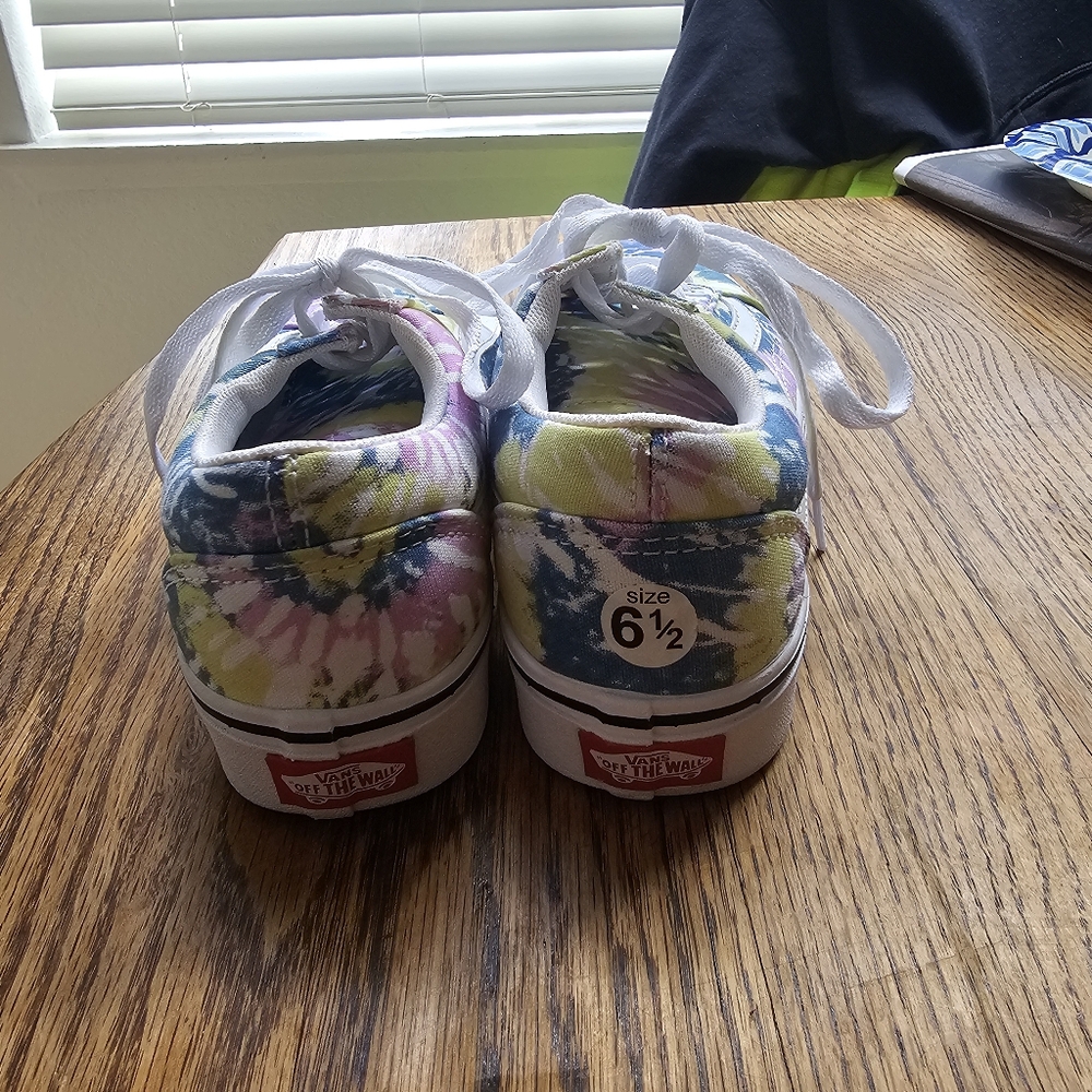 Vans - Pastel Tie-Dye ComfyCush SneakersvVans - Picture 3 of 7